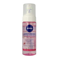 Nivea Visage reinigingsmousse droge huid 150.00 Milliliter