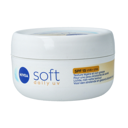 Nivea Bodycreme soft daily UV SPF15 200.00 Milliliter