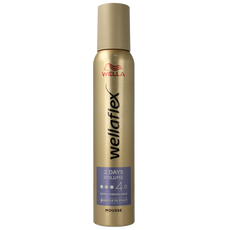 Wella 2Day volume ultra strong mousse 200 Milliliter